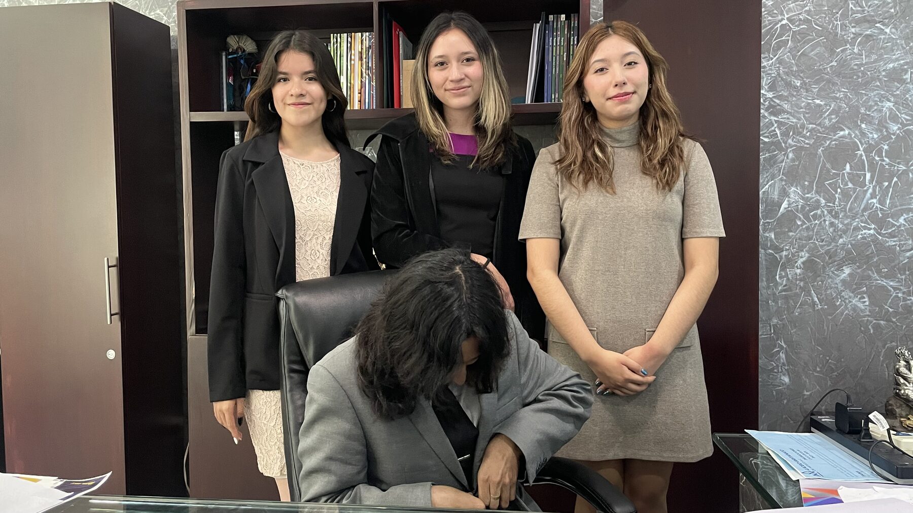 Estudiantes de Preparatoria del Liceo Británico participando en Modelo de Naciones Unidas